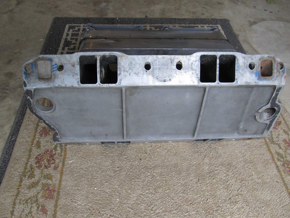 EDELBROCK VINTAGE TR1 BREADBOX TUNNEL RAM | eBay