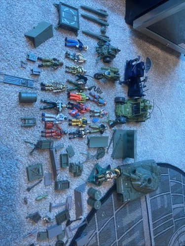 Vintage 3.75 GI Joe figure lot Figures Vehicles Accesories!!  1980’s ARAH Rare