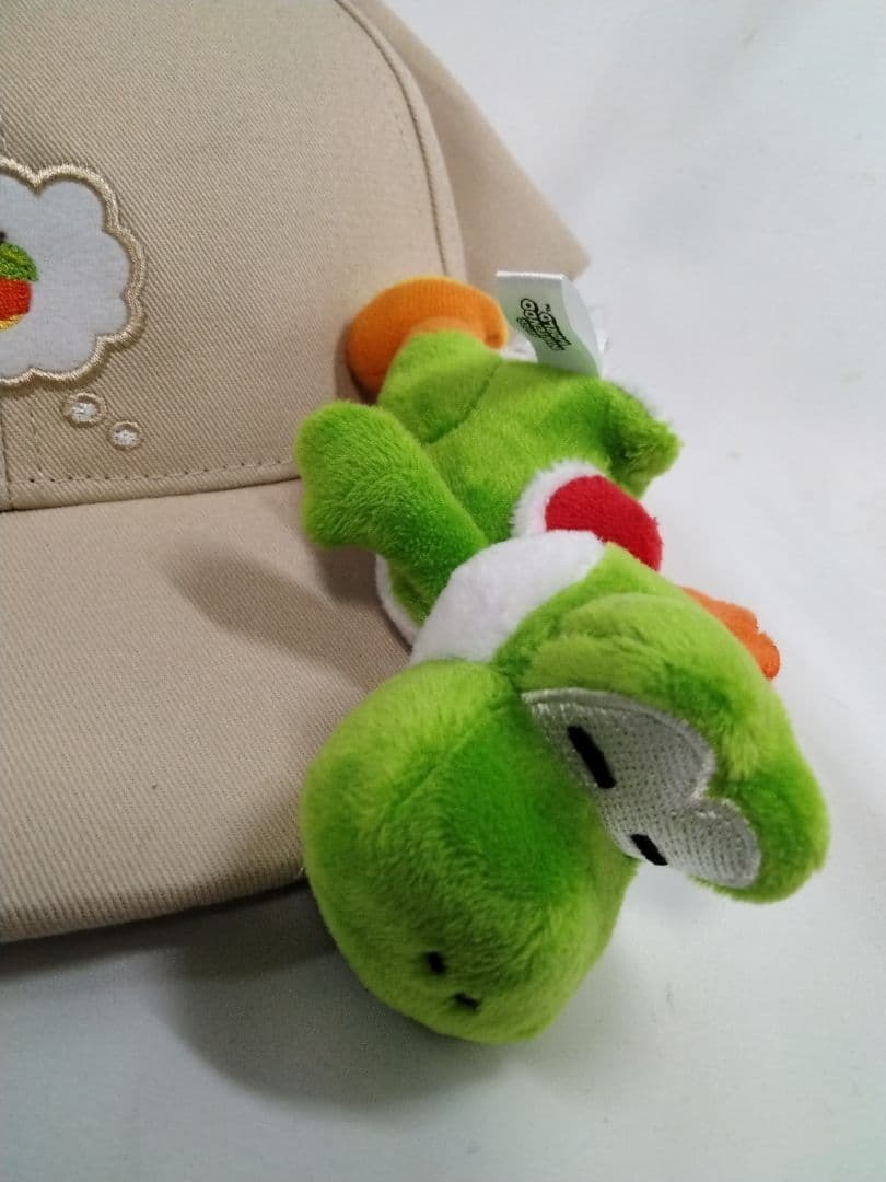 Universal Studio Japan Super Nintendo World Yoshi Yoshi Magnet