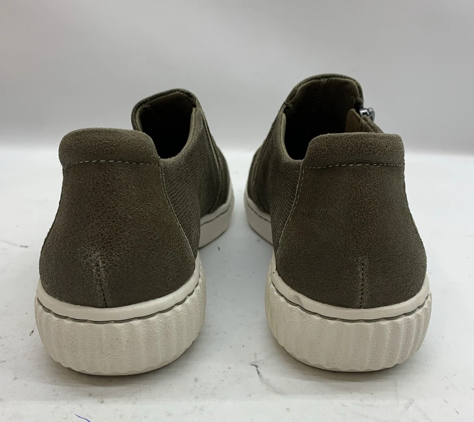 Zapatos planos cómodos Clarks para mujer Caroline Grace gamuza oliva talla 8,5 M punta redonda Foto 3 de 4