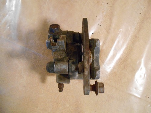 1998 98 YAMAHA WOLVERINE YFM350 LEFT FRONT BRAKE CALIPER YFM 350 T1058 - Picture 6 of 6