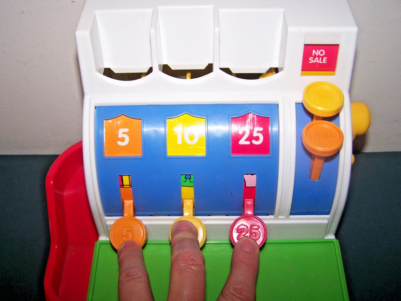 как выглядит VINTAGE 1994 FISHER PRICE CASH REGISTER 72044 COMPLETE W/ALL 6 COINS фото