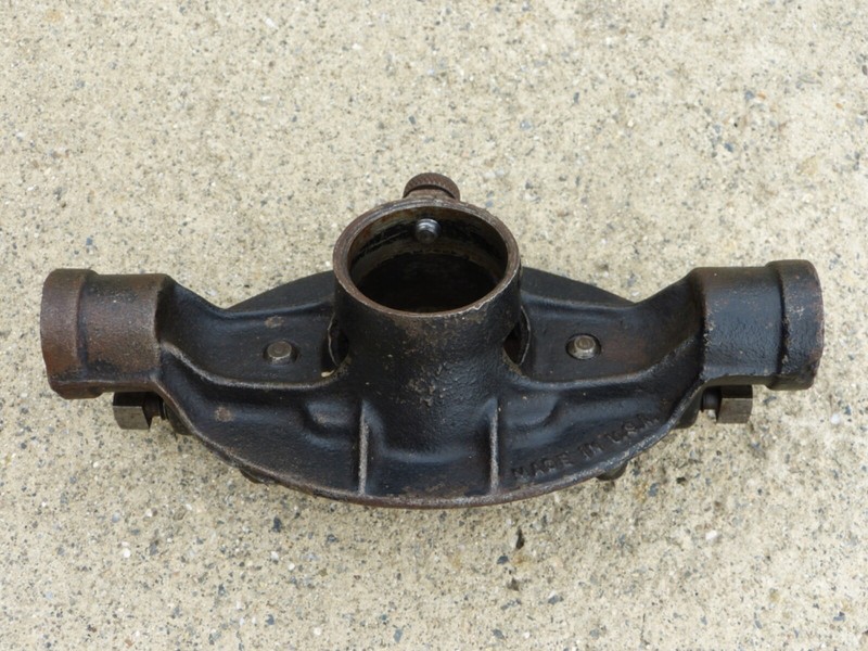 VTG ARMSTRONG Cast Iron Pipe Threader, Bridgeport CT, Marked “3/8 & 18 RNPT”