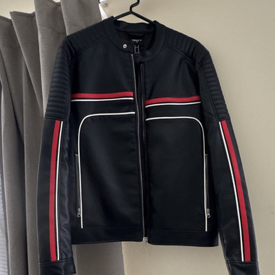 Forever 21 Women s Black Biker Jacket Red/White Striped Zip Snap, Size M