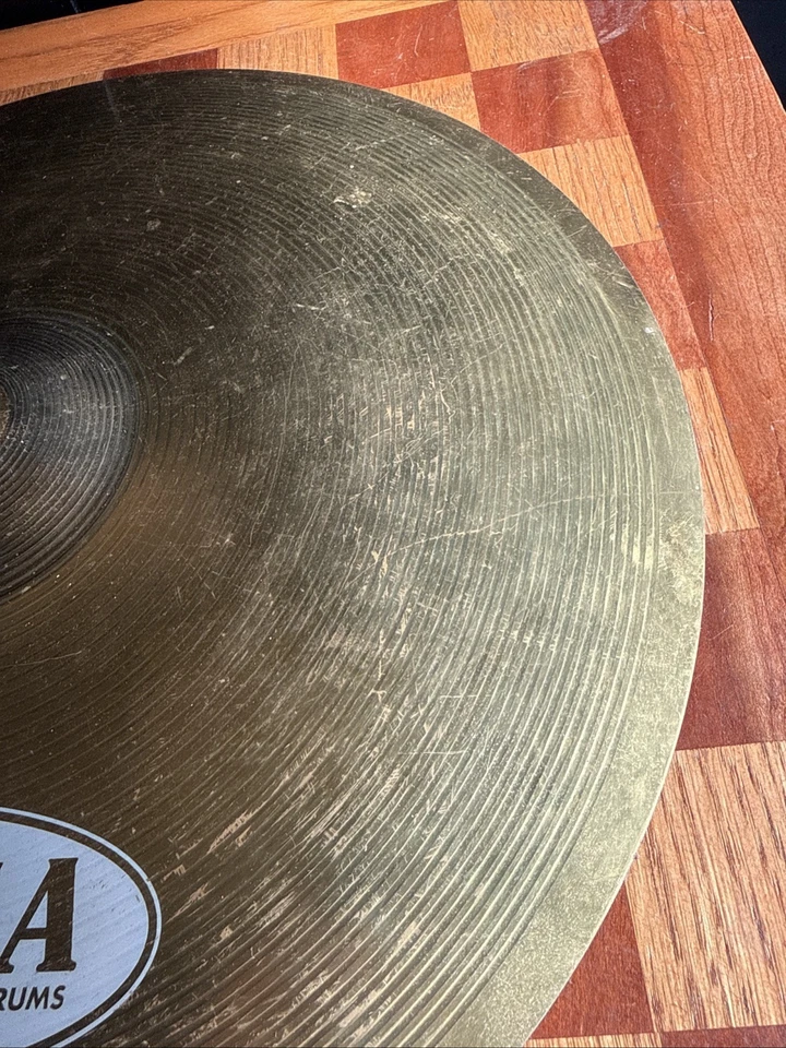 Platillo de choque TAMA 16’ hecho en Alemania usado Foto 4 de 4