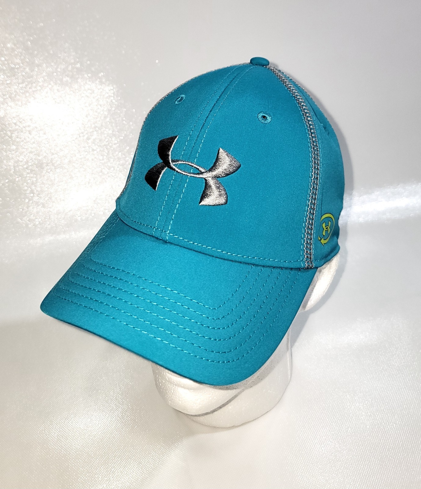 Under Armour Green Heatgear Men's Teal Stretch-Fit Hat