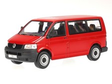 VW T5 2003 Bus Kombi red diecast model car CLC564 IXO 1:43