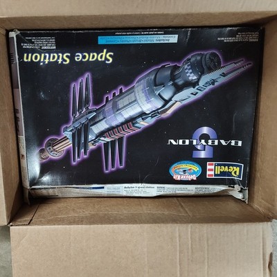 Revell Monogram Babylon 5 Space Station Model Kit #85-3622 | Sealed Parts