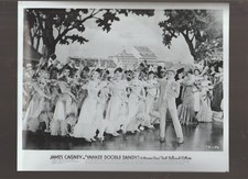 8X10 B&W   PHOTO OF-SCENE- JAMES CAGNEY AND OTHER- IN YANKEE DOODLE DANDY