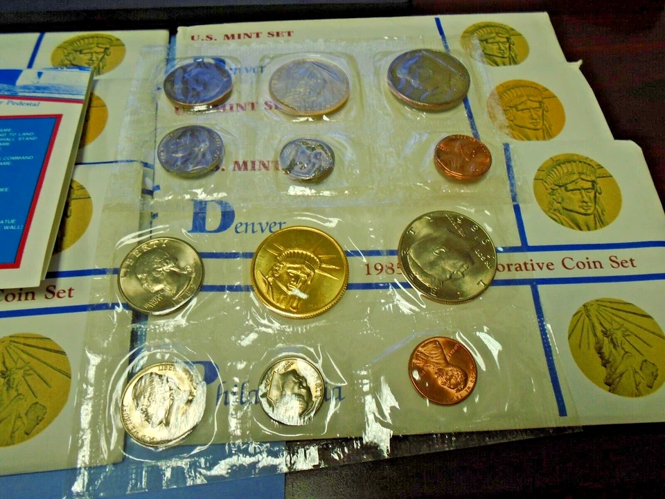 Lot of Nine (9) 1985 P & D Uncirculated Commemorative Coin U.S. Mint Sets - Image 3 of 4