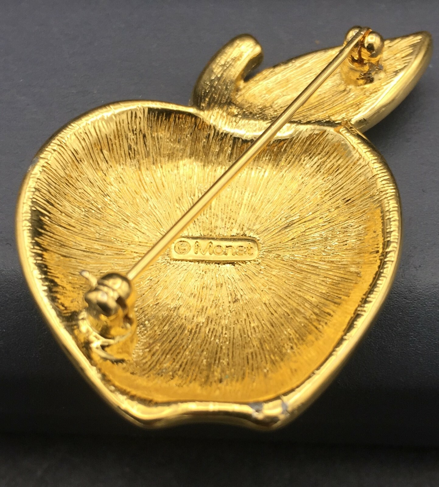 [未開封]Apple Newton pins ピン ヴィンテージ Monet Vintage Rhinestone Apple Brooch Pin - Gem