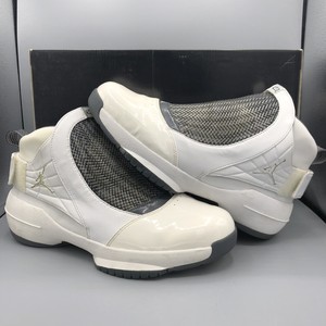 nike jordan 19 white