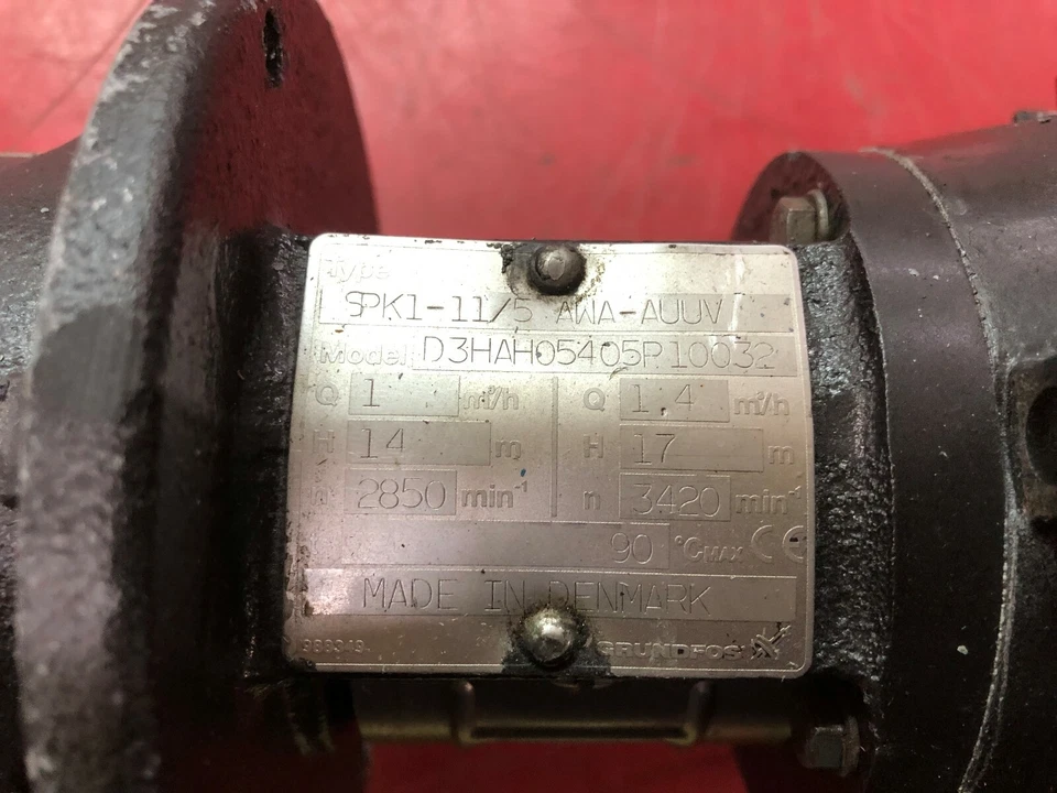 BOMBA DE REFRIGERACIÓN GRUNDFOS SPK1-11/5 AWA-AUUV USADA Foto 4 de 4