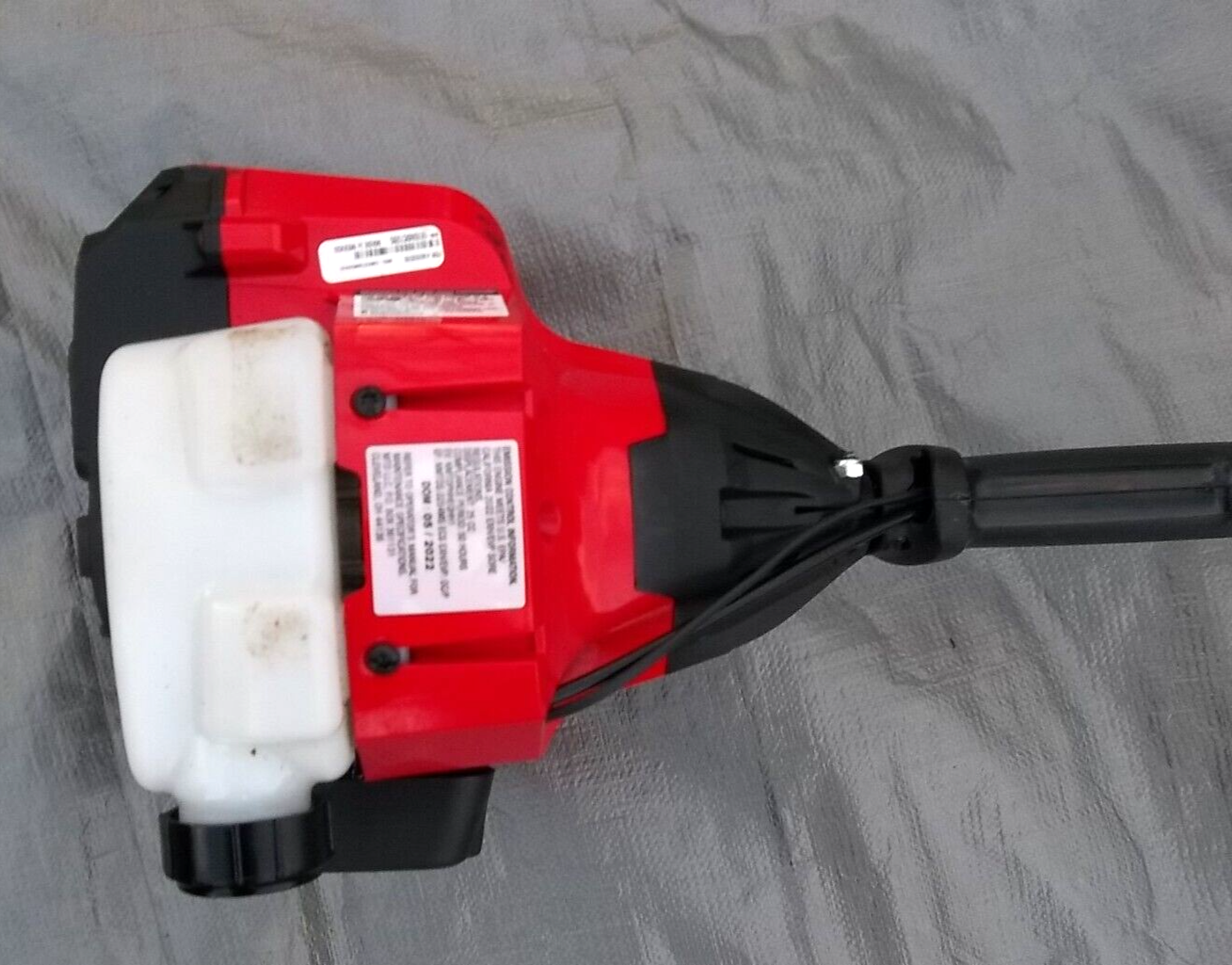 CRAFTSMAN WS2200 25cc 2Cycle 17in Straight Shaft Gas String Trimmer