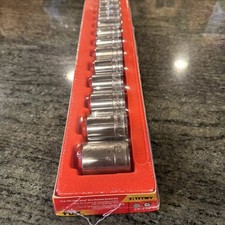 Snap On 313ytwy 13 Pc 12 Drive 6 Point Sae Xtra Shallow Socket Set 38-1-18