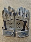 Justyn-Henry Malloy Detroit Tigers Autographed Game Used Batting Gloves Beckett — photo 1