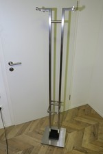 Freistehende Garderobe ATACIO von Zack aus mattiertem 18/10 Edelstahl