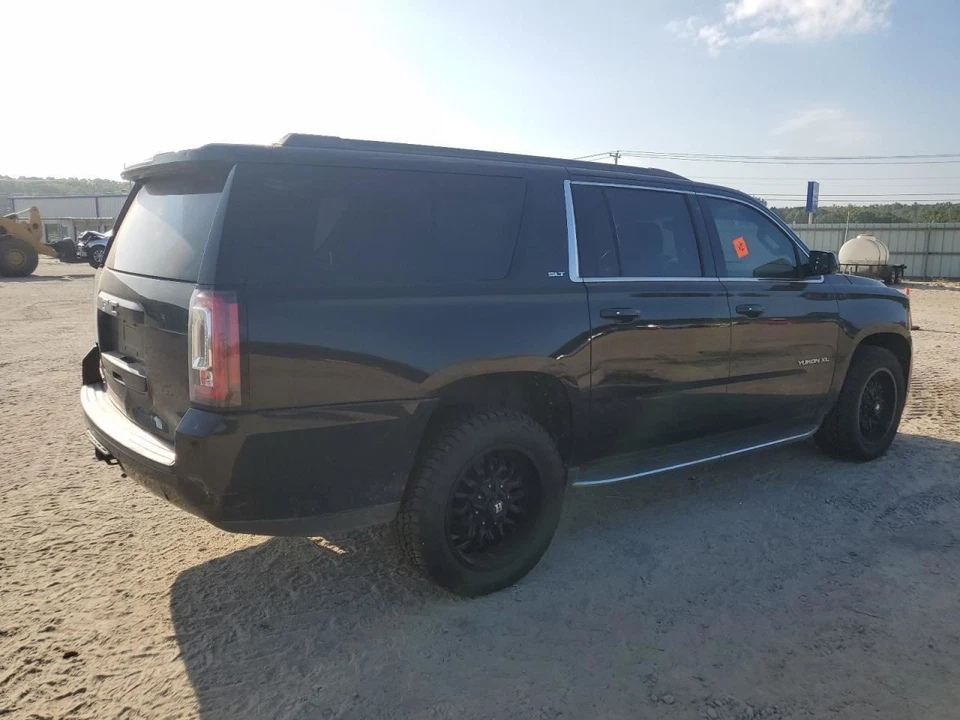 (LOCAL PICKUP ONLY) Hood Fits 15-20 YUKON 1817519 Foto 3 de 4