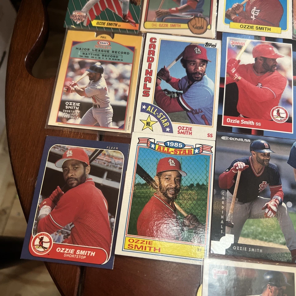 Lote de 60+ tarjetas Ozzie Smith 40+ diferentes Cardenales de San Luis de 1983-90’s Foto 2 de 4