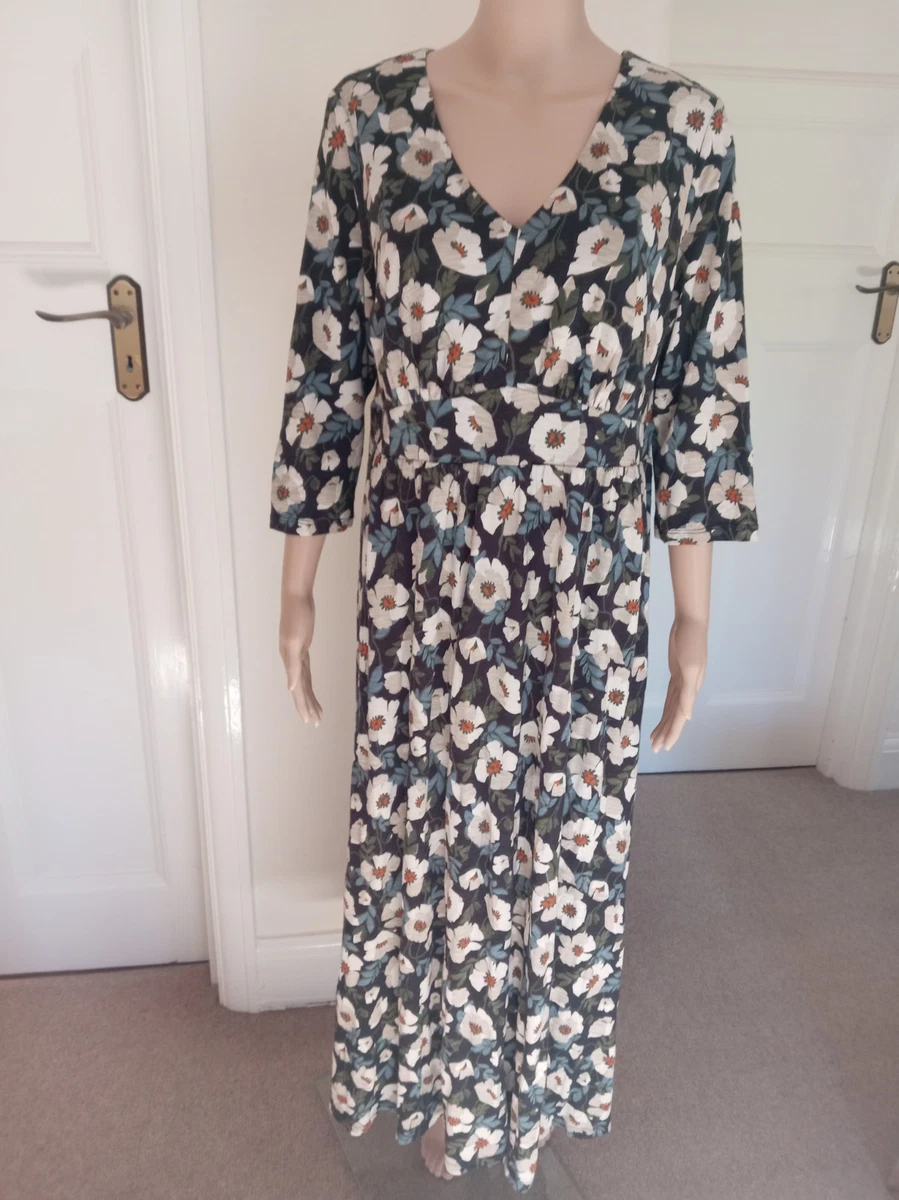 Robe Babydoll à Manches 3/4, Imprimé Floral Glorious Bliss – Neuve Sans étiquettes