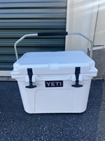 Yeti Roadie 20 Hard Cooler White