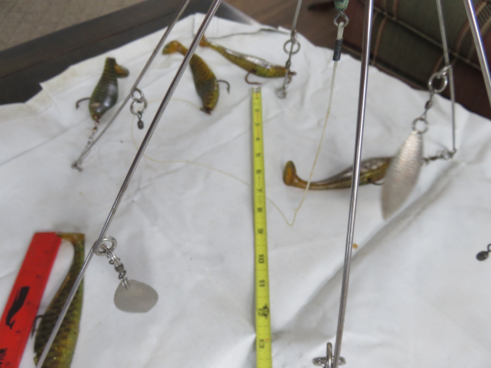 Trolling Rig 6 Arm 6" Shad Umbrella Rig Center teaser  2 silver spoons =BIG FISH - Image 3
