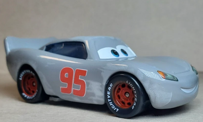 Disney Pixar Cars 3 Primer Lightning McQueen Diecast 1:55 FC