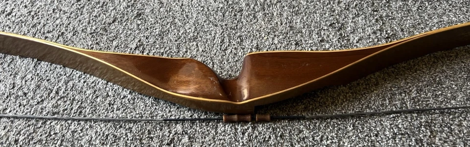 Tioga 21-X  Shakespeare Wonderbow  Recurve bow , 60", 45#, RH NICE!! - Image 2 of 4