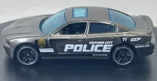 Hot Wheels '11 Dodge Charger R/T Gotham City Police 2025 Batman 5-Pack New Loose