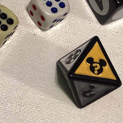 Mixed lot Of 9 Dice Regular Dice & Disney Scene It - Picture 3 of 4