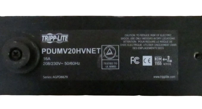 Tripp-Lite 3.2-3.8kW Single-Phase 24 Switched Outlet PDU, Vertical Rack Mount - Image 2 of 4