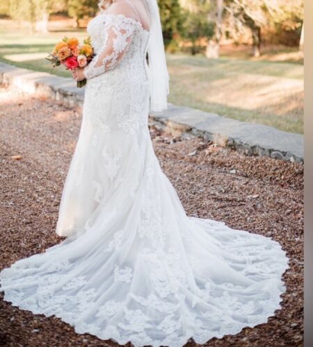 Maggie Sottero Fiona Wedding Dress - Picture 2 of 8