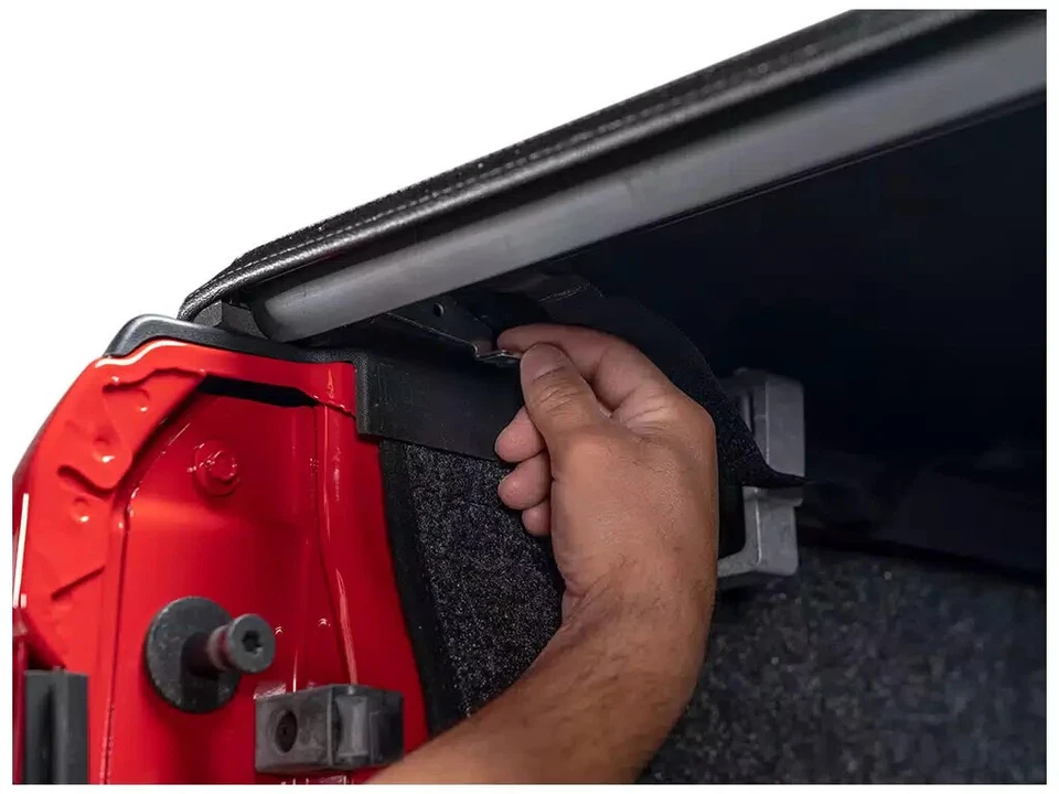 TruXedo TruXsport Tonneau Cover Fits 1973-1987 Chevrolet/ GMC C/K Pickup 6'6" - Image 4 of 4