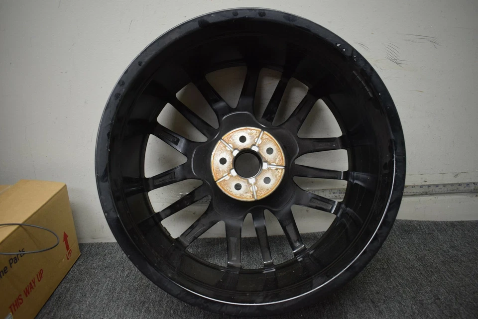 Llanta Maserati 9Jx21 OEM de fábrica Foto 4 de 4