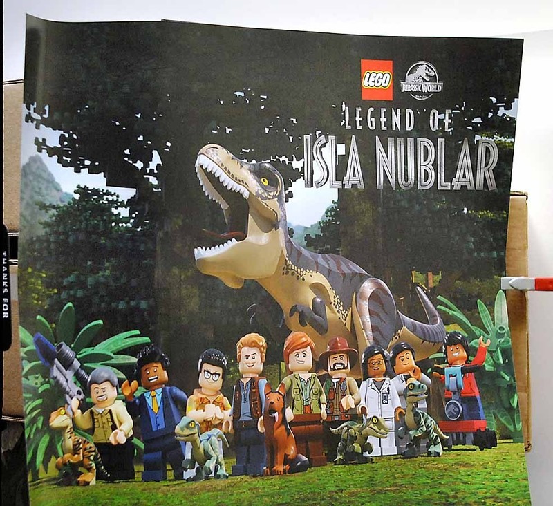 Comic Con LEGO isla Nublar  16x20  poster exclusive 2018