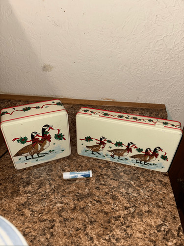 Vintage Potpourri Press Christmas Geese tins from the 1980s.