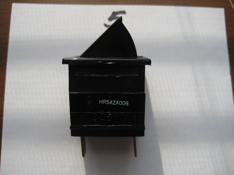 Reclaimed Carrier EMB Furnace Door Switch HR54ZA006