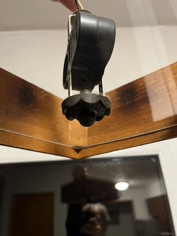 Luminária de teto quadrada Plexi estrutura de madeira 2 lâmpadas elétrica vintage 8,5 polegadas - Imagem 4 de 4