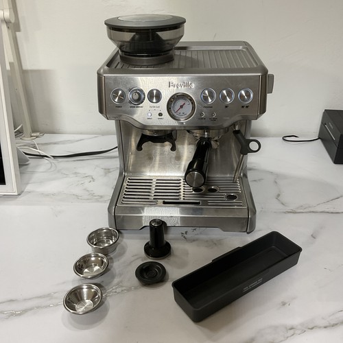 Breville Barista Express BES870XL  for parts or repairs,see Descriptions,photos