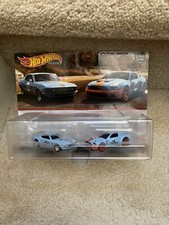 Hot Wheels Ford Mustang Boss 302 1969 Custom Mustang 2014 Gulf 2 Pack Nonmint