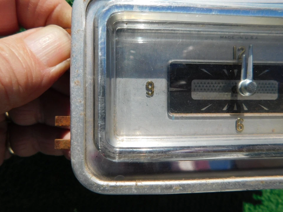 1953 Dodge Coronet electric dash clock convertible ? 53 - Image 2 of 4