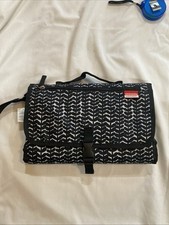 Skidaddle By Skip Hop Portable Black/White Diaper Changing Pad W/Pockets New 