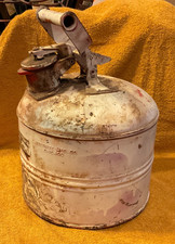 VINTAGE METAL GASOLINE GAS CAN JUSTRITE 9 1/2 Dia. 2 Gal