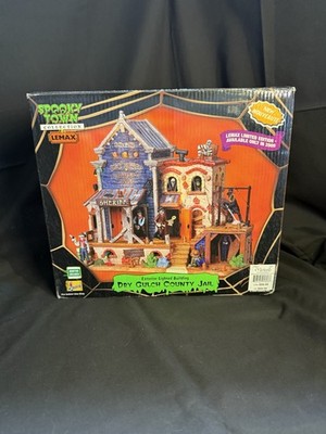 lemax spooky town dry gulch county jail illuminated musical house 2009