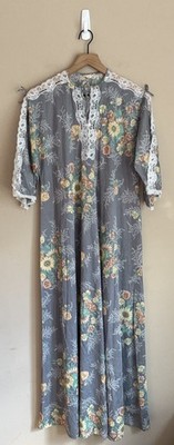 Vintage Chevette Nightgown 70s 80s Floral Lace Tie Knit Womens Size Medium