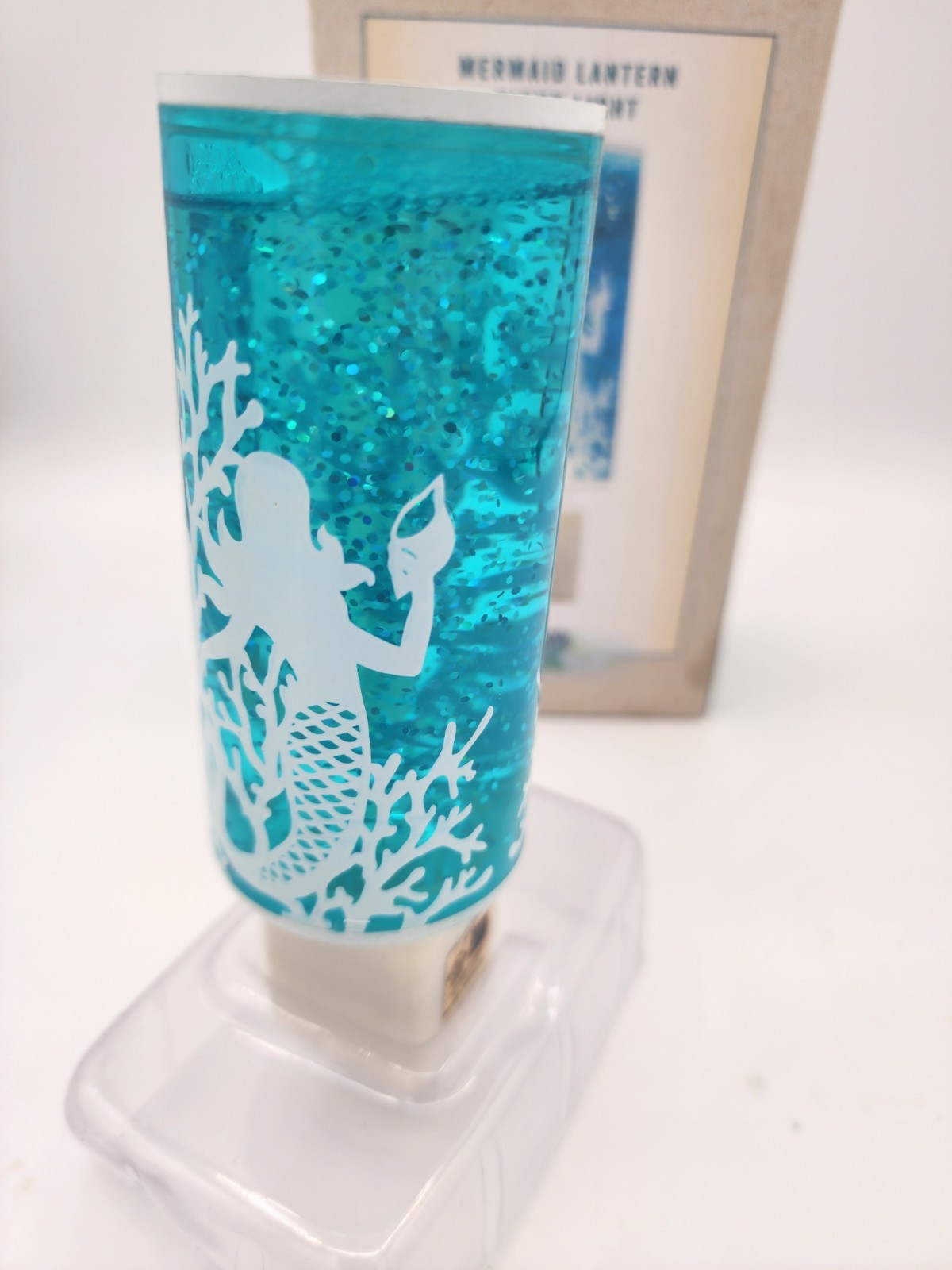 CRACKER BARREL Mermaid Lantern Night Light Shimmers/Sparkles New in Box Plug In