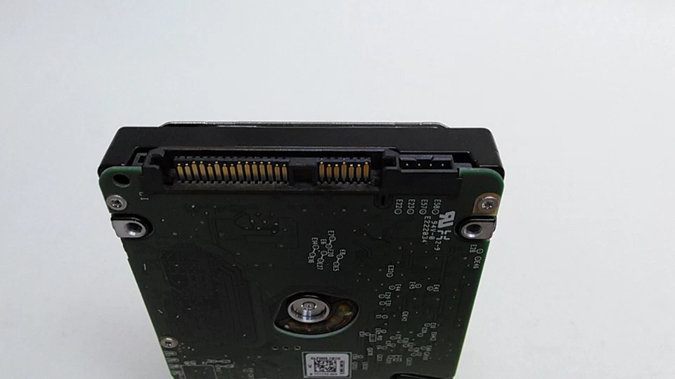 Western Digital Dell WD9002BKTG WD XE 900GB 2.5" SAS 2 Enterprise Hard Drive - Image 3 of 3