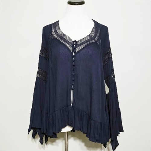 Neu mit Etikett Altar’d State Boho Chic Top M Damen Glockenärmel romantisch launisch Goth Bluse - Bild 1 von 17