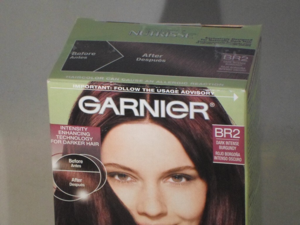 Garnier Nutrisse Nourishing Hair color Dark Intense Burgundy               G-BR2