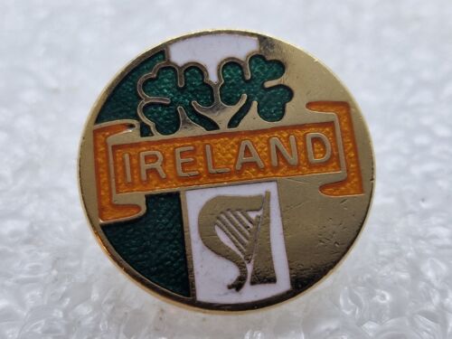 Irlande drapeaux métalliques armoiries épingle insigne trèfle  - Photo 1/2